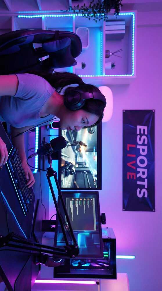 绿帽社游戏直播视频